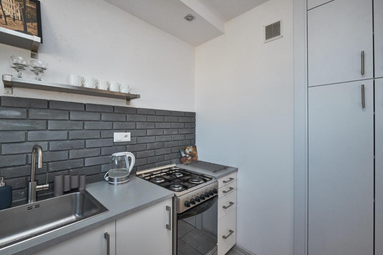 Noctis Apartment Senatorska Warschau Buitenkant foto